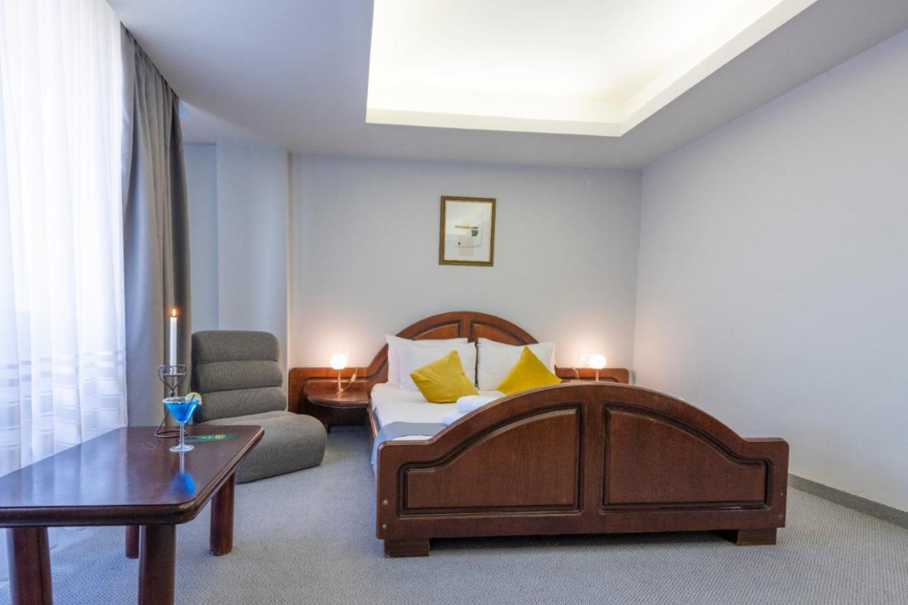 Randy Hotel 4*